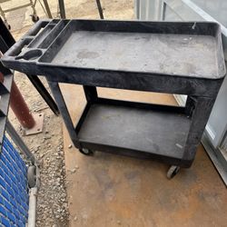 RUBBERMAID PLASTIC UTILITY PUSH CART