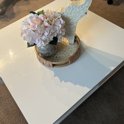 Coffee Table Center Piece 