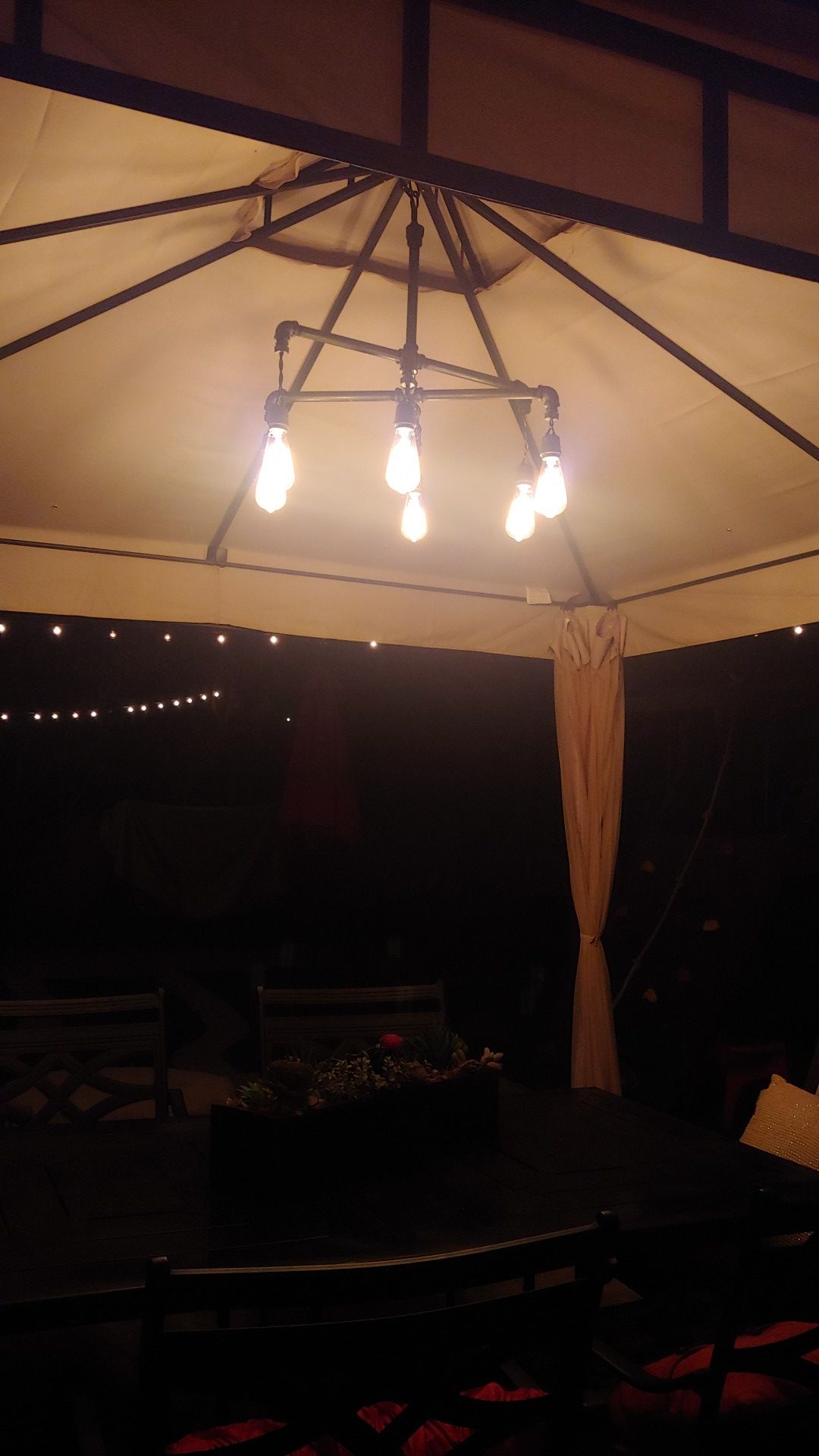 Chandiler ( industrial pipe light )