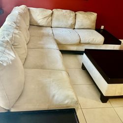 L Shaped Sectional, Side Tables & Ottoman | Muebles De Sala