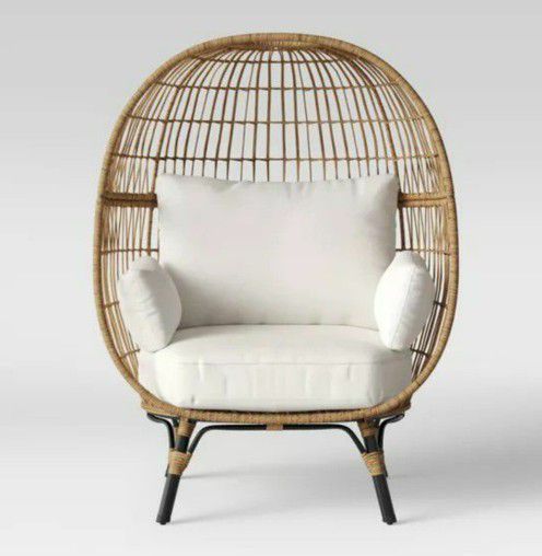 large Southport opal house egg  Chair perfect for indoors are out