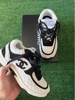 Chanel Runners