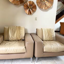 Classic American Signature Furniture, Golden Cream Couches