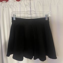 Black Small Skirt