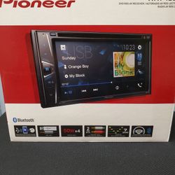 STEREO PIONEER,DVD, BLUETOOH,USB,DOBLE DIN,AUX TRAE LA CONECCION PARA INSTALAR CAMARA TRASERA