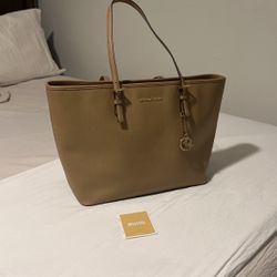 Michael Kors Computer Handbag 