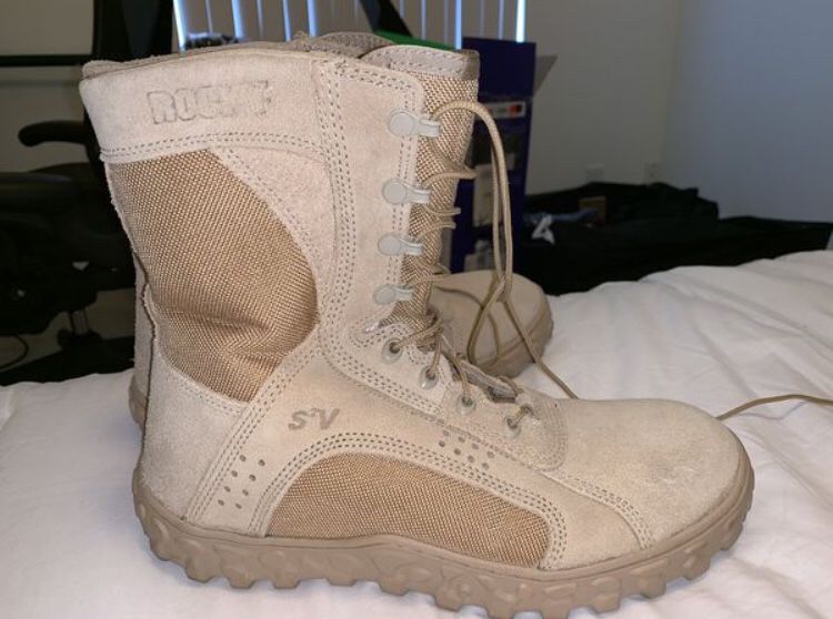 LOOKING FOR Rocky boots either 11.5 or 12