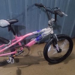 Mongoose BMX Bike In Excellent Condition 