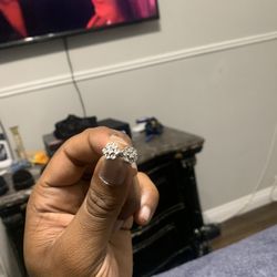 Natural diamond flower earrings