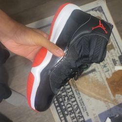 Jordan Bred 11 Size 8 