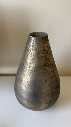 Metal Flower Vase .
