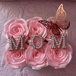 Flower Arrangements/ Ribbon Roses 