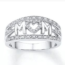 Silver Diamond MOM Heart Mothers Day Ring