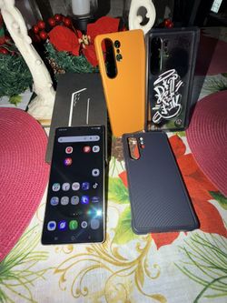 Samsung S25 Ultra (512GB Unlocked W/cases)