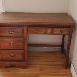 Beautiful Wooden Desk 