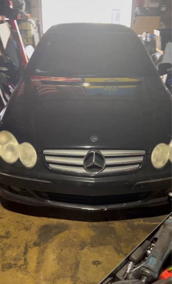 2008 Mercedes CLK350 FOR PARTS