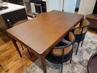 Mid-Century Modern Dining Table with 4 Chairs