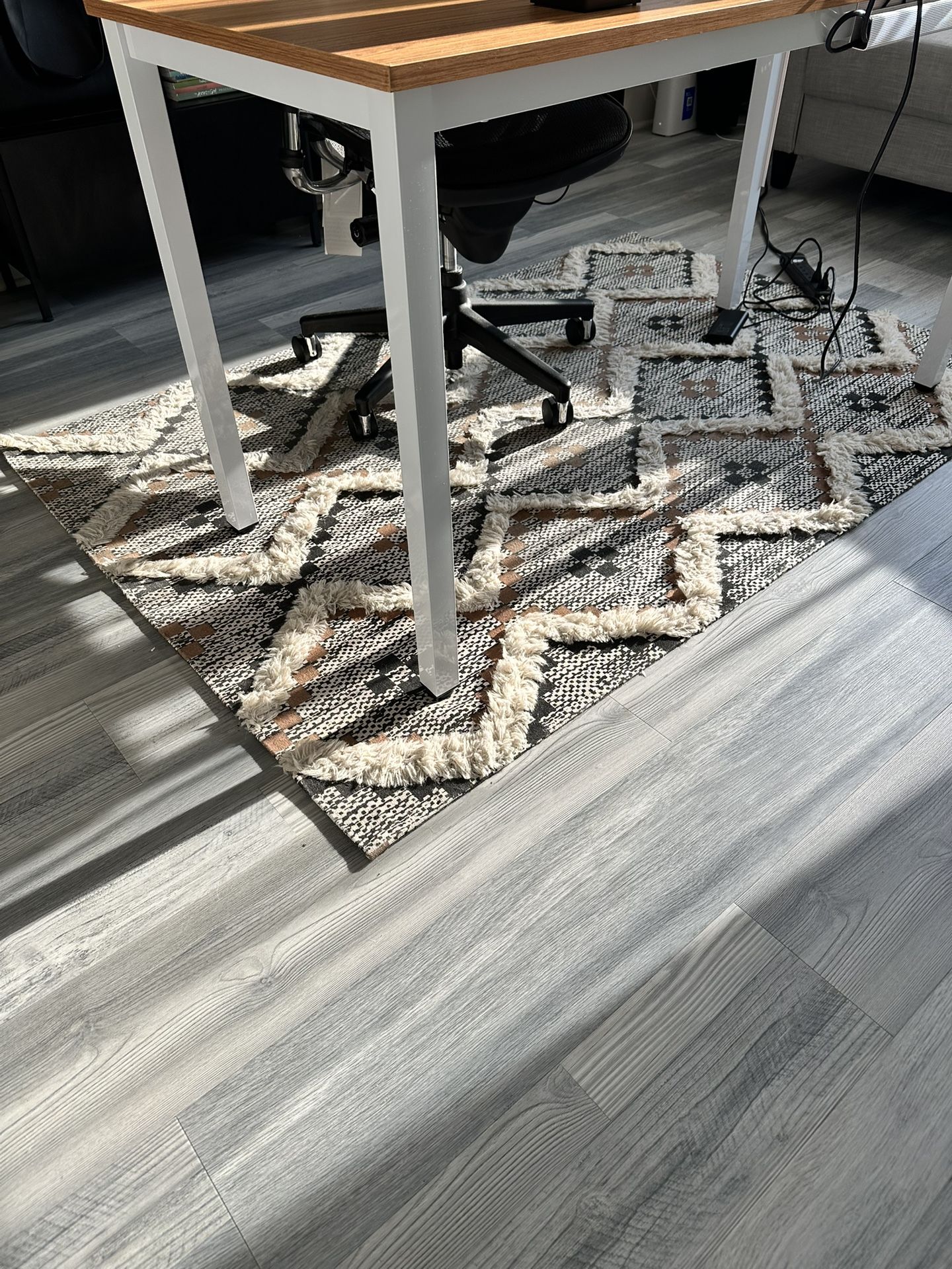 Rust-Black Printed Hand-Tuffed Rug