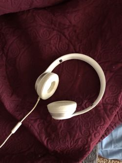 Beats by Dre solo headphones