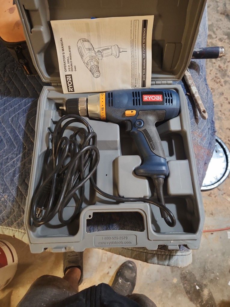 Ryobi 3/8" Drill. Power Drill