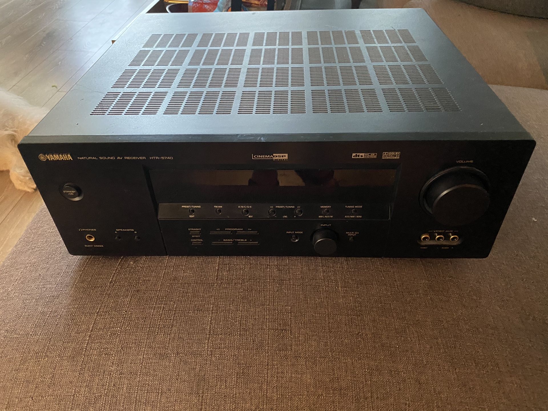 Yamaha Receiver HTR-5740 good condition.