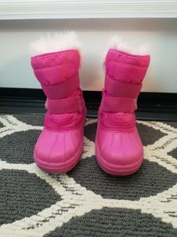 Girls Snowboots - Size 2