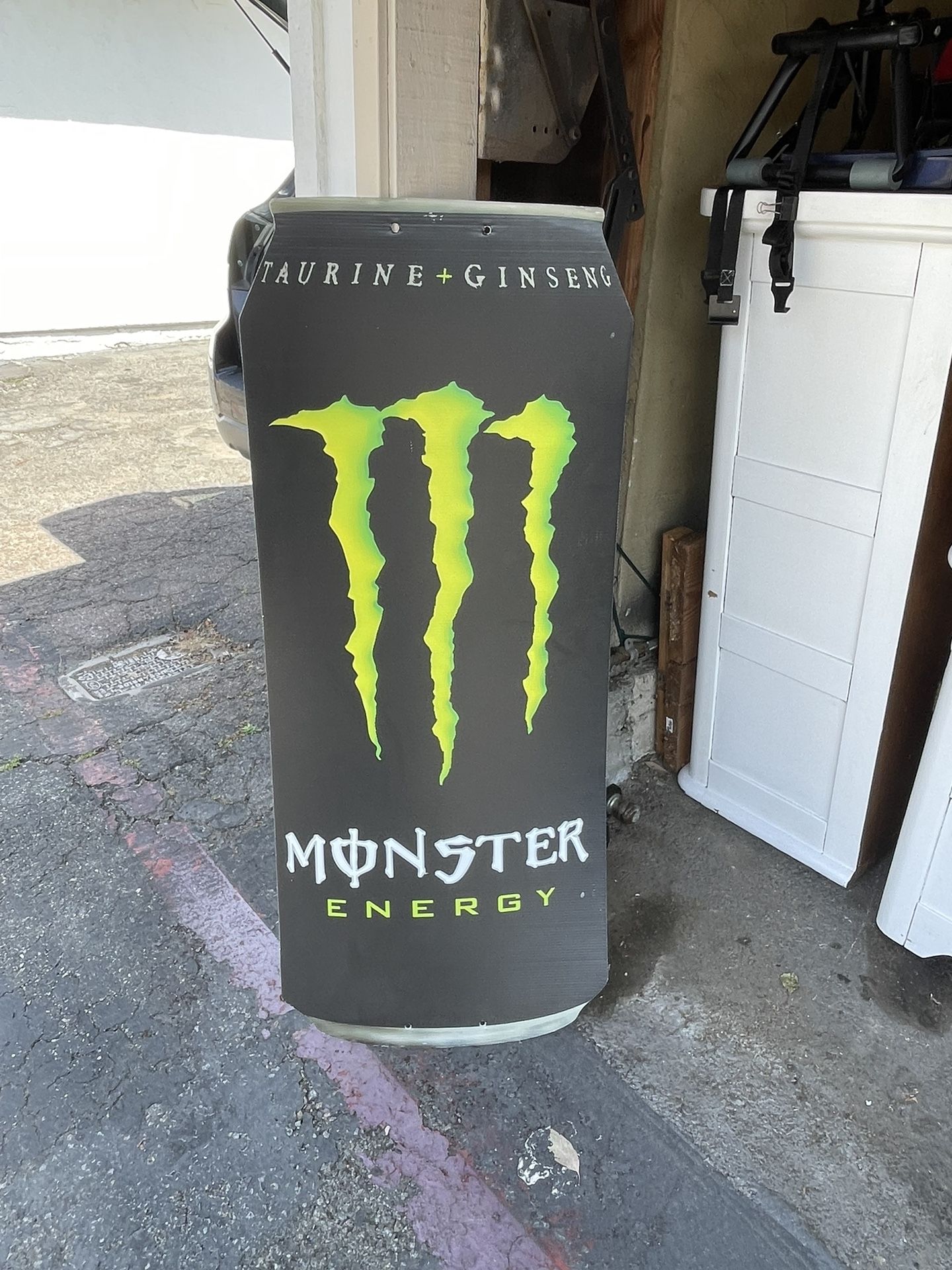 MONSTER Energy Drink, Large Advertisement