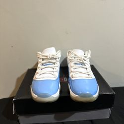 Jordan 11 Low Retro University Blue 