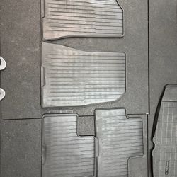 Used Tesla Model 3 Accessories Package