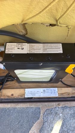 2020 Sundance Ramona Hot Tub – Working Parts $500 OBO or FREE with Complete Removal