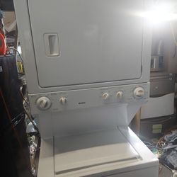 Elect Stack Wash Dryer