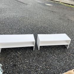 2 Shoe Racks 