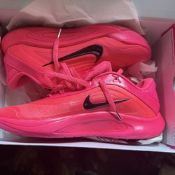 Nike Aja 1’s size 11 men