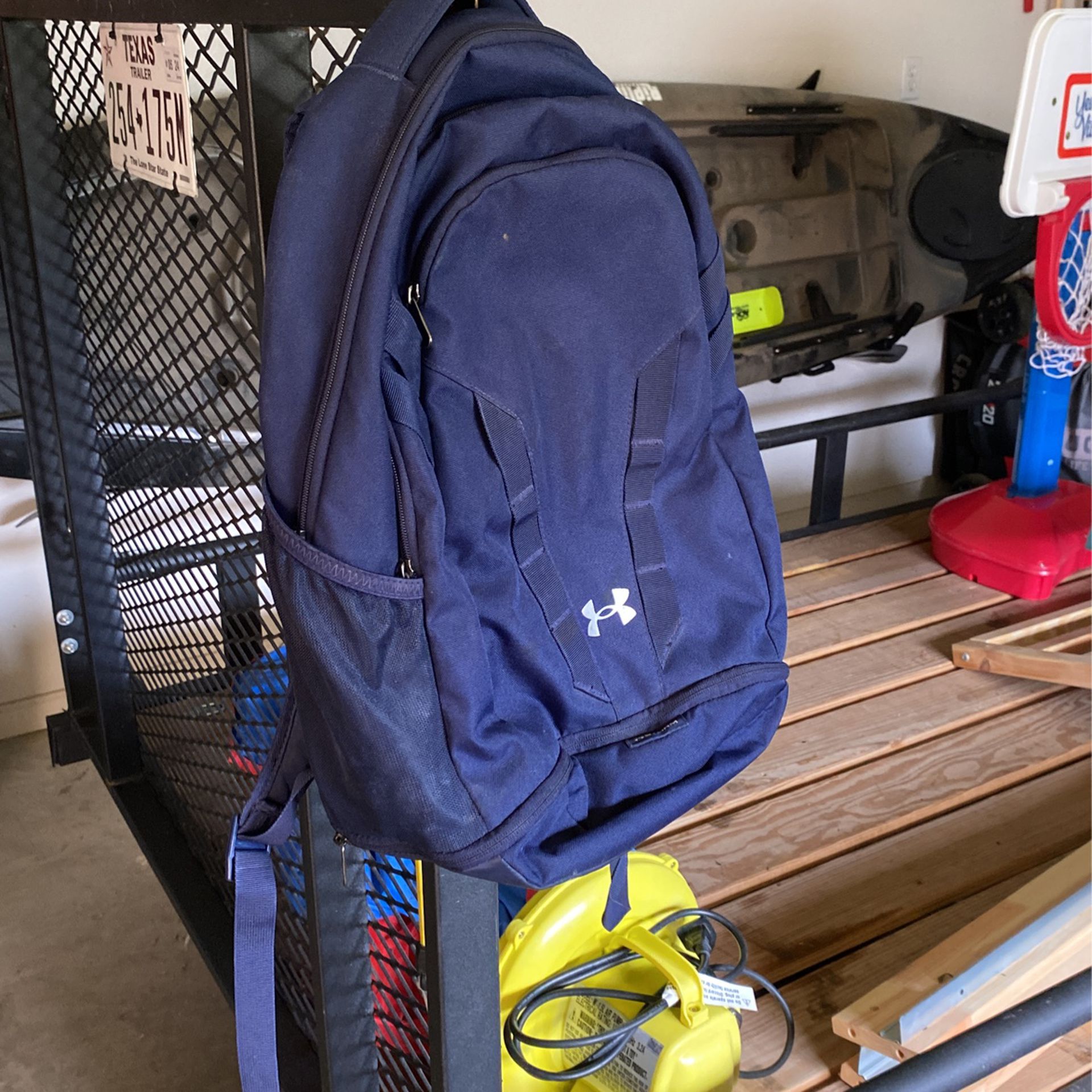 attribuut Zenuw tempel Under Armour Backpack for Sale in New Braunfels, TX - OfferUp
