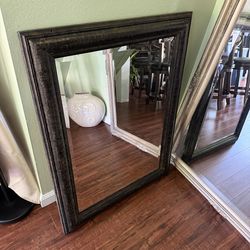 Medium mirror