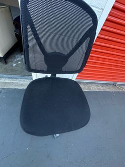 Black Mesh Office Chair