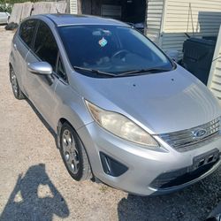 2012 Ford Fiesta