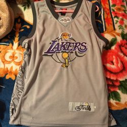 Kobe Bryant 2010 laker jersey 