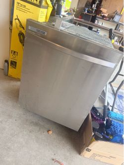 Free Stainless Steel Dishwasher