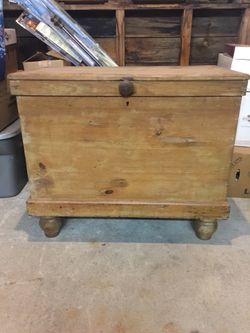 Antique scrubbed pine chest