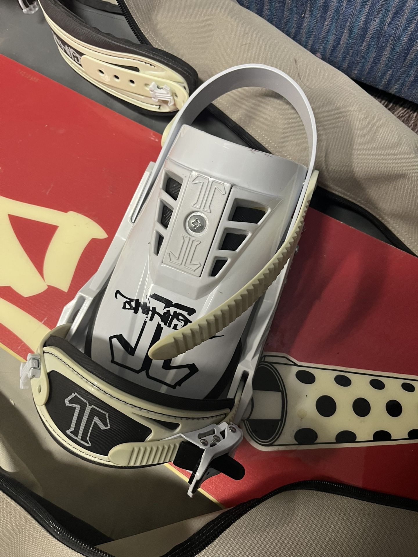 Tech Nine Couples Snowboards-Selling As Is For Moving Costs
