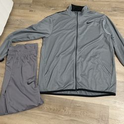 Nike Grey Set 