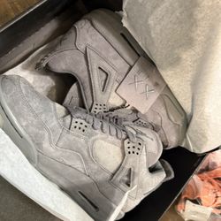 NikeAJ4’s KAWS 10