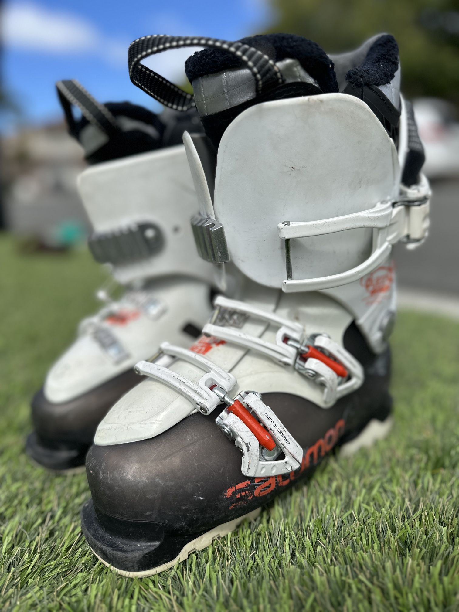 Salomon Size Mondo 23.5 Ski Boots