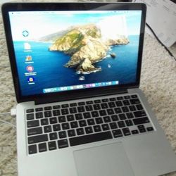 2014 Apple Macbook Pro 13" Retina Intel i5 @ 2.6Ghz 8GB 256GB ssd - $499 (Schererville)

