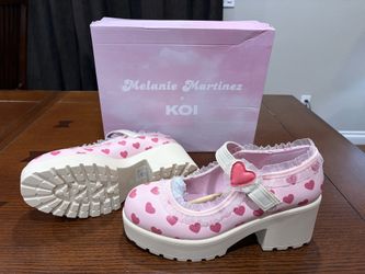 Melanie Martinez shoes