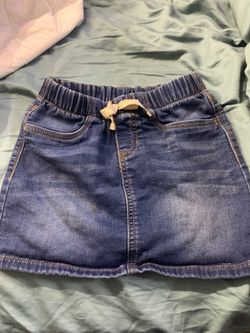 Girls size 5 Jean skirt -OshKosh