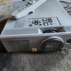 Mitsubishi Projector