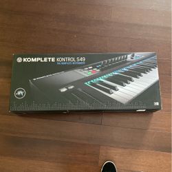 Komplete Kontrol S49 - Native Instruments Keyboard