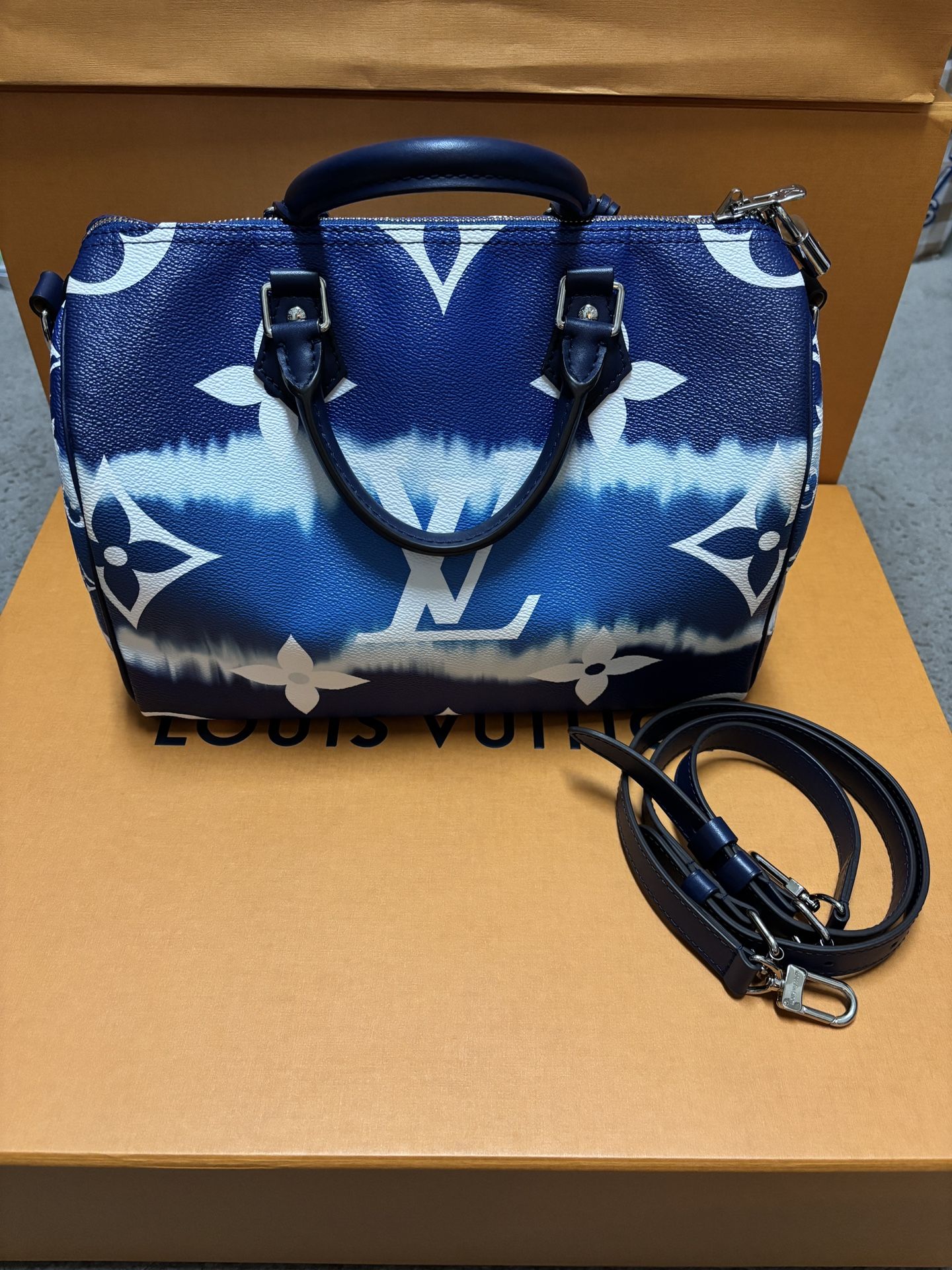 Authentic Louis Vuitton Speedy bag